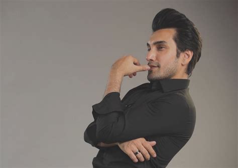  Uzair Jaswal: A Night of Pakistani Soul – When Music Transcends Borders